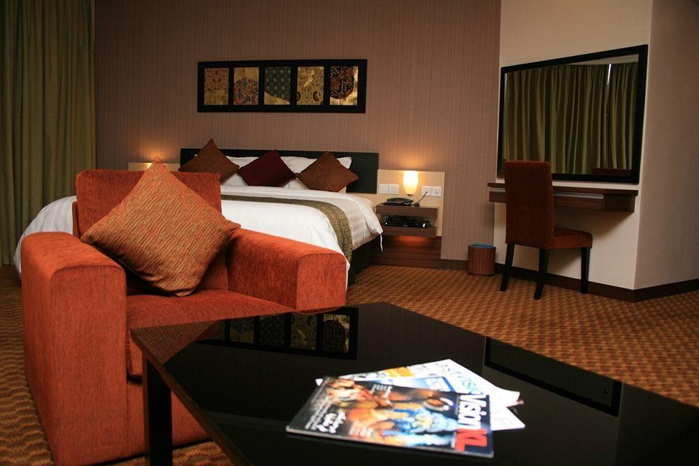 Rhr Hotel カジャン エクステリア 写真
