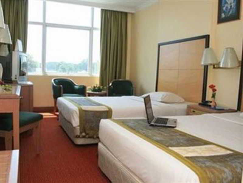 Rhr Hotel カジャン エクステリア 写真