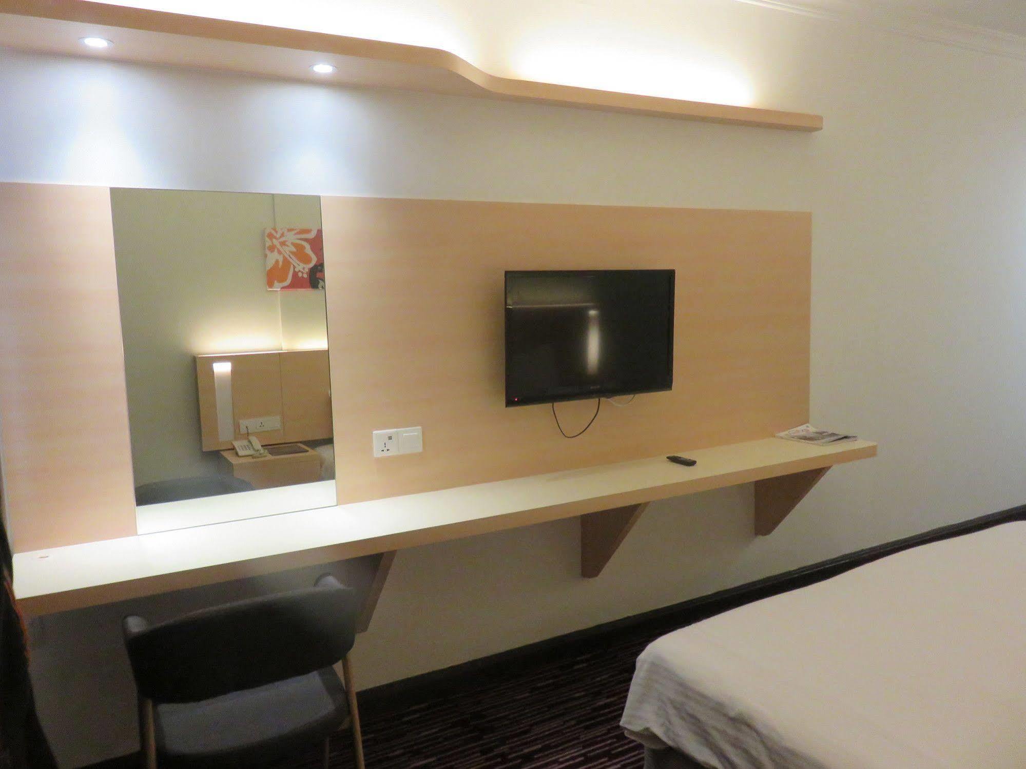 Rhr Hotel カジャン エクステリア 写真