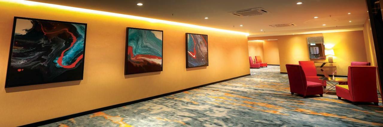 Rhr Hotel カジャン エクステリア 写真